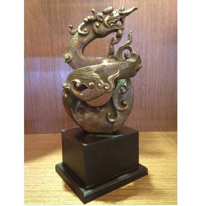 祥龍獻瑞(龍年新作,熱烈銷售中。) 祥龍獻瑞(龍年新作,熱烈銷售中。)