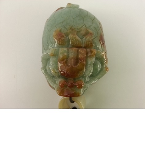蜜翠(雙彩)龍龜佩件